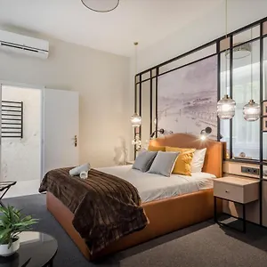 astoria-boutique-suites-best-location-by-bqa.inbudapesthotels.com/